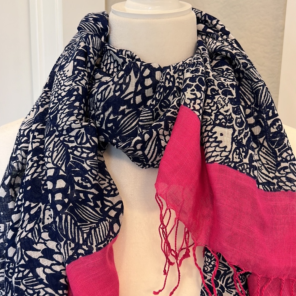 NWT Lilly Pulitzer/Target Collaboration Scarf Shawl Sarong. One Size.